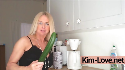 EXTREME HUGE CUCUMBER for a fit and Sexy German MILF! Gape!